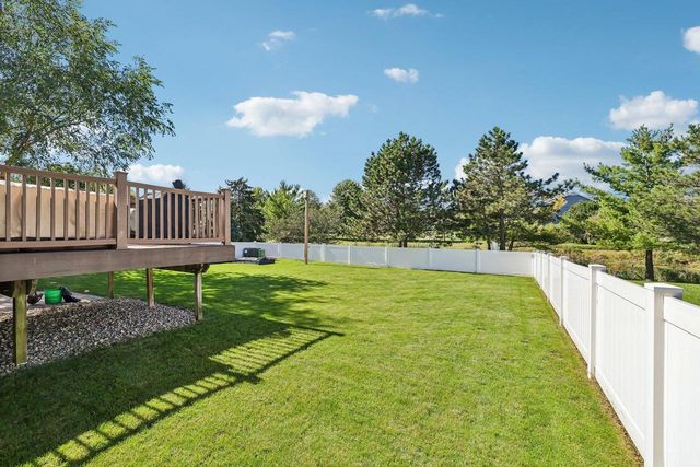 4610 Secret Garden Drive, Mcfarland, WI 53558