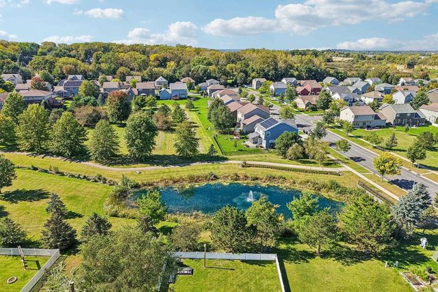 4610 Secret Garden Drive, Mcfarland, WI 53558