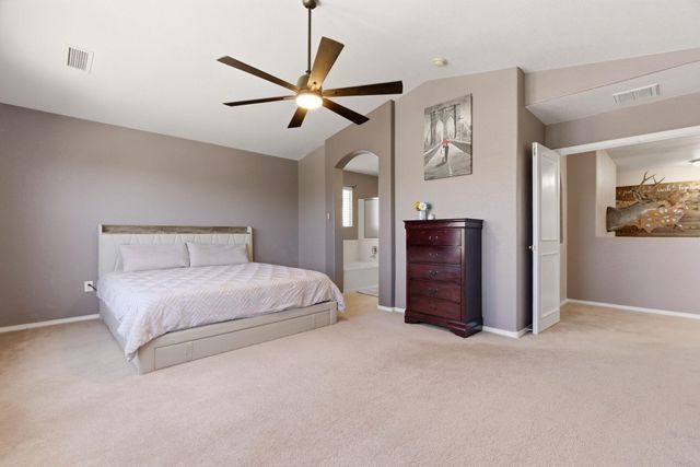 2521 Clear Sky Street SW, Los Lunas, NM 87031