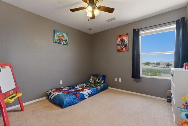 2521 Clear Sky Street SW, Los Lunas, NM 87031