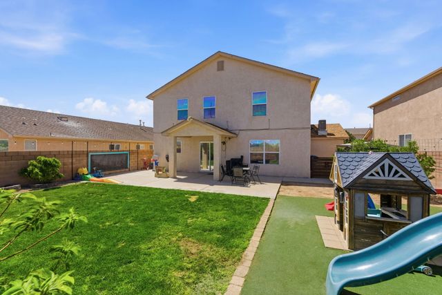2521 Clear Sky Street SW, Los Lunas, NM 87031