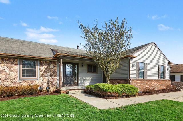486 Red Cedar Boulevard, Williamston, MI 48895