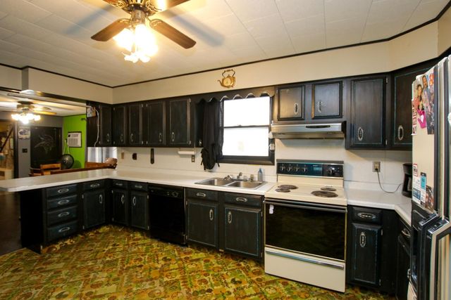 315 Hassan Street SE, Hutchinson, MN 55350