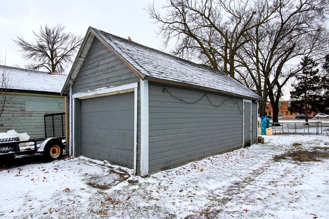 315 Hassan Street SE, Hutchinson, MN 55350