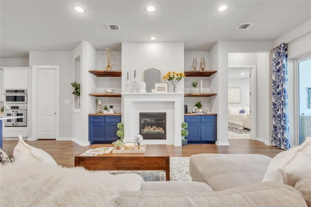 307 Hazy Hills LOOP, Dripping Springs, TX 78620