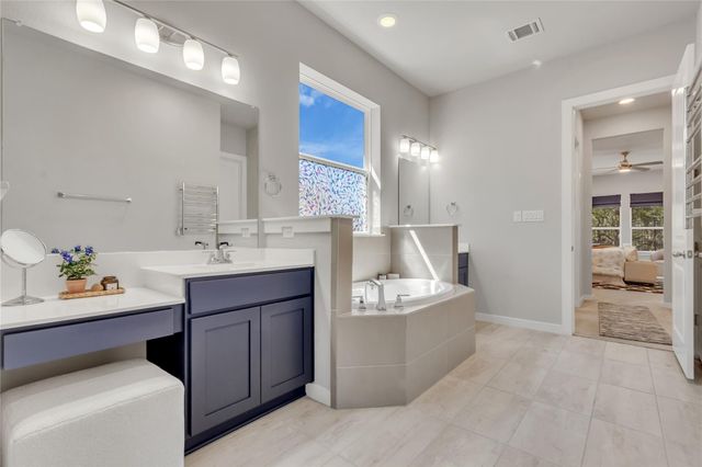 307 Hazy Hills LOOP, Dripping Springs, TX 78620