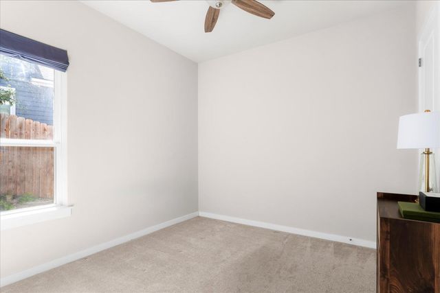 307 Hazy Hills LOOP, Dripping Springs, TX 78620