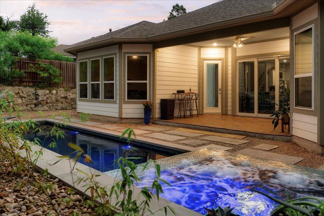 307 Hazy Hills LOOP, Dripping Springs, TX 78620