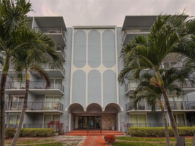 12500 NE 15th Avenue 312, North Miami, FL 33161