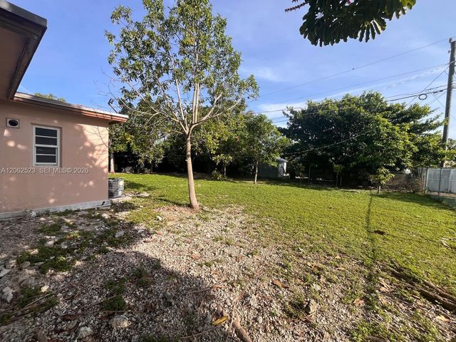 15485 Harrison Dr, Homestead, FL 33033