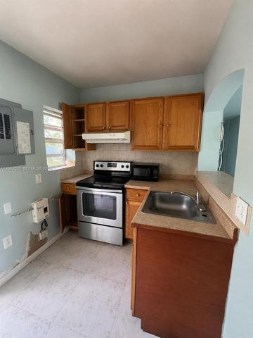 15485 Harrison Dr, Homestead, FL 33033