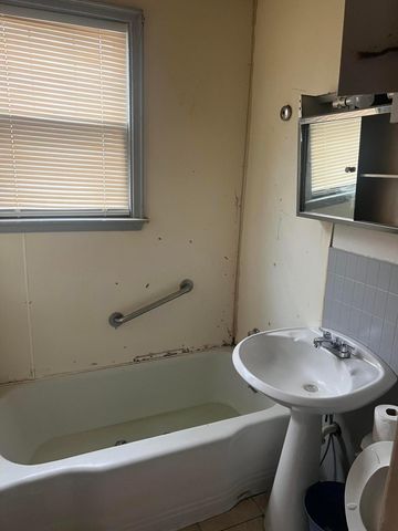 2451 Joyce Avenue, Columbus, OH 43211