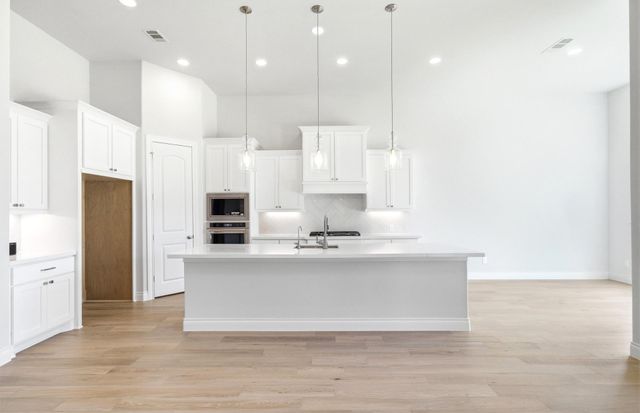 9746 Roaring River Falls Lane, Porter, TX 77365