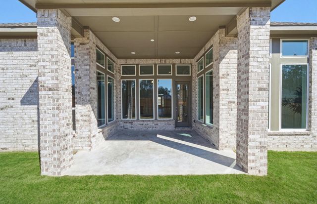 9746 Roaring River Falls Lane, Porter, TX 77365