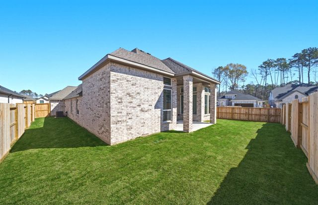 9746 Roaring River Falls Lane, Porter, TX 77365