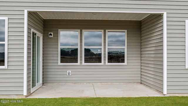 1038 Queensland Lane, Ayden, NC 28513