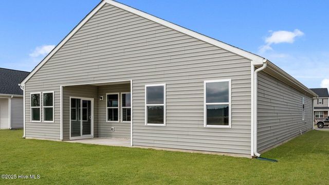 1038 Queensland Lane, Ayden, NC 28513