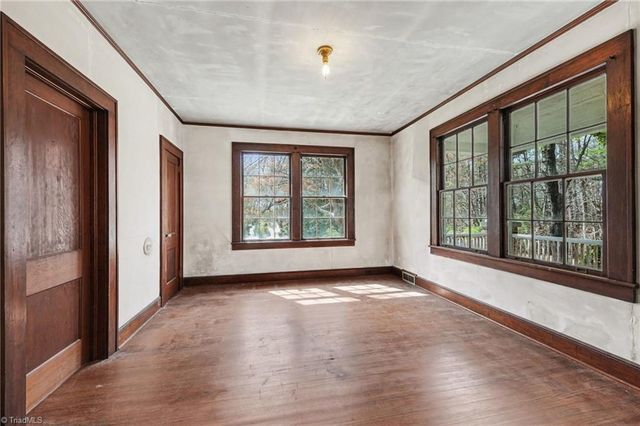 1419 Westbrook Drive, Winston-salem, NC 27103