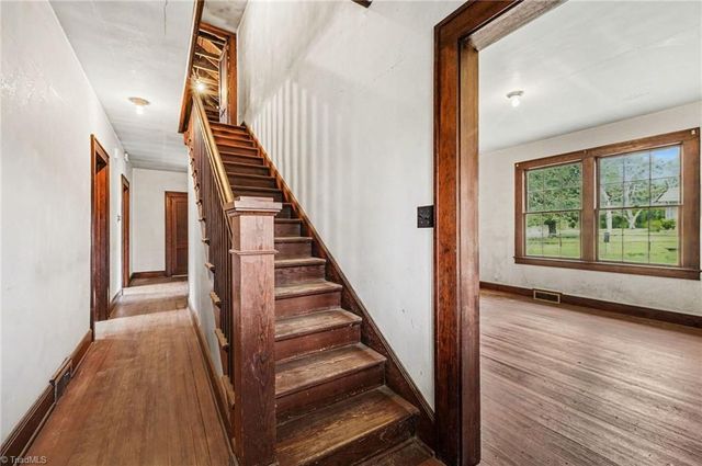 1419 Westbrook Drive, Winston-salem, NC 27103