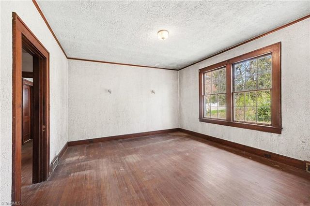 1419 Westbrook Drive, Winston-salem, NC 27103