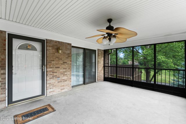 10331 Shelbyville Rd, Louisville, KY 40223