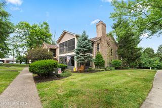10331 Shelbyville Rd, Louisville, KY 40223