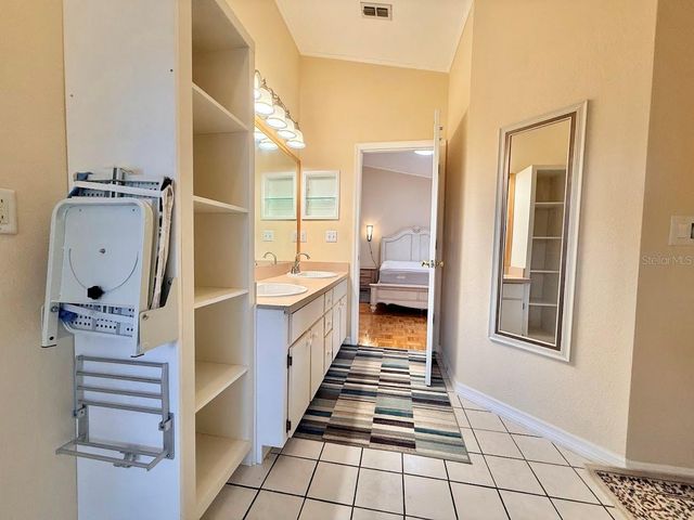 1933 OLIVIA CIRCLE, Apopka, FL 32703