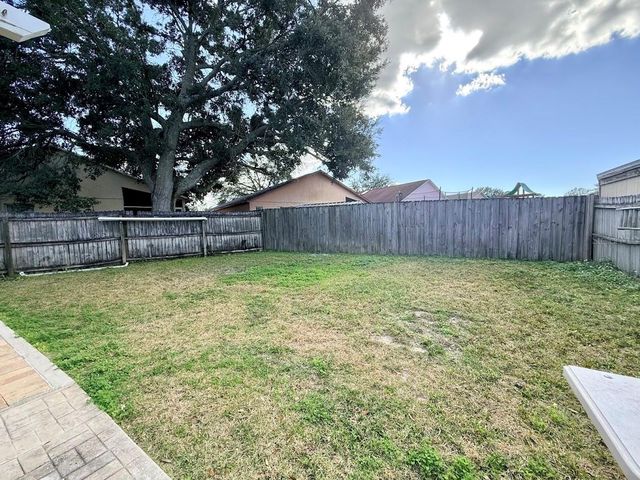 1933 OLIVIA CIRCLE, Apopka, FL 32703