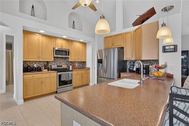 2547 SW 5th AVE, Cape Coral, FL 33914