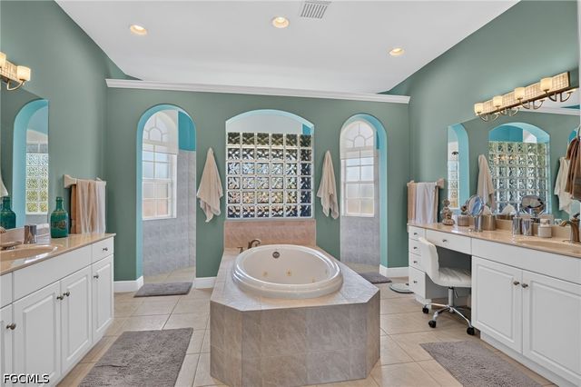 2547 SW 5th AVE, Cape Coral, FL 33914