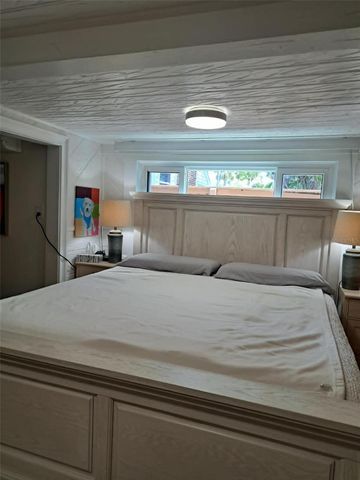 2802 PASS A GRILLE WAY 1, St Petersburg, FL 33706