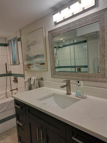 2802 PASS A GRILLE WAY 1, St Petersburg, FL 33706