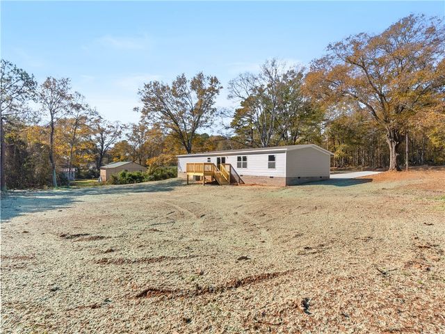 401 Mormon Church Road, Seneca, SC 29678