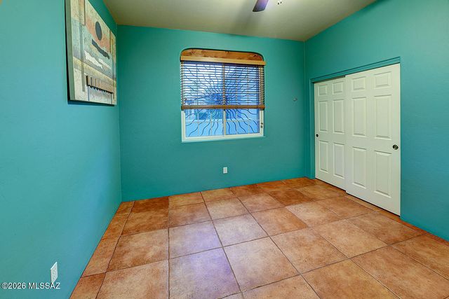 10440 E Roylstons Lane, Tucson, AZ 85747