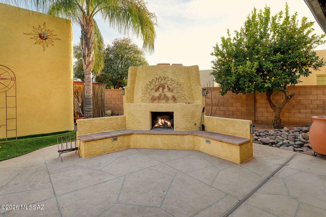 10440 E Roylstons Lane, Tucson, AZ 85747