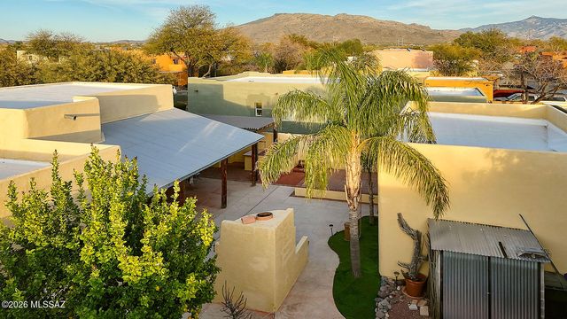 10440 E Roylstons Lane, Tucson, AZ 85747
