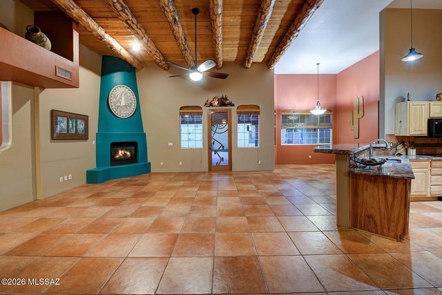 10440 E Roylstons Lane, Tucson, AZ 85747