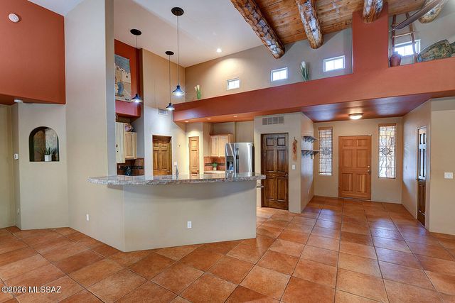 10440 E Roylstons Lane, Tucson, AZ 85747