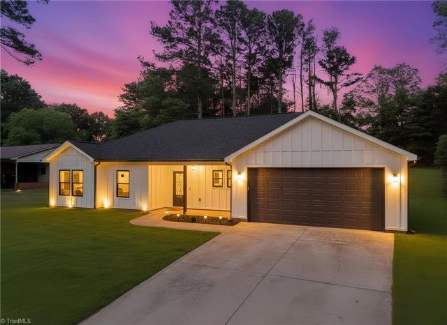 1026 Fye Drive, Newton, NC 28658