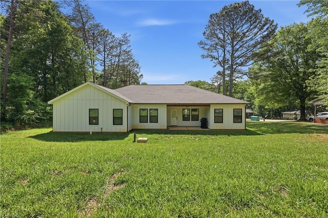 1026 Fye Drive, Newton, NC 28658