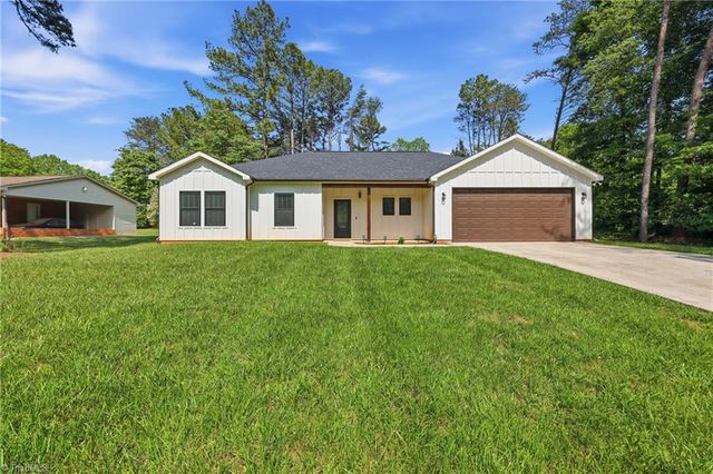 1026 Fye Drive, Newton, NC 28658