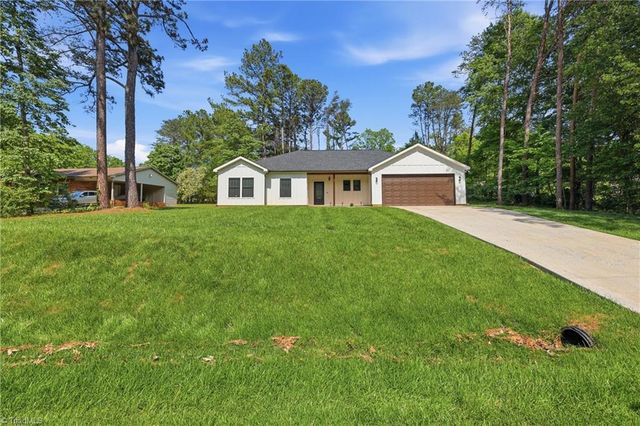 1026 Fye Drive, Newton, NC 28658
