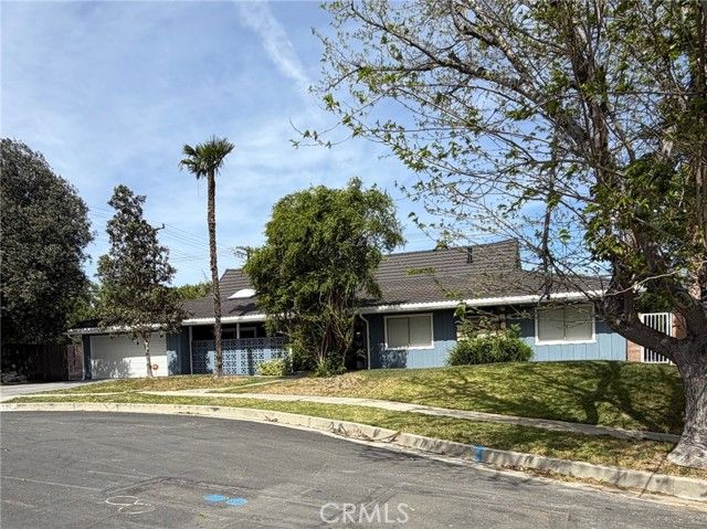 5301 Dubois, Woodland Hills (los Angeles), CA 91367
