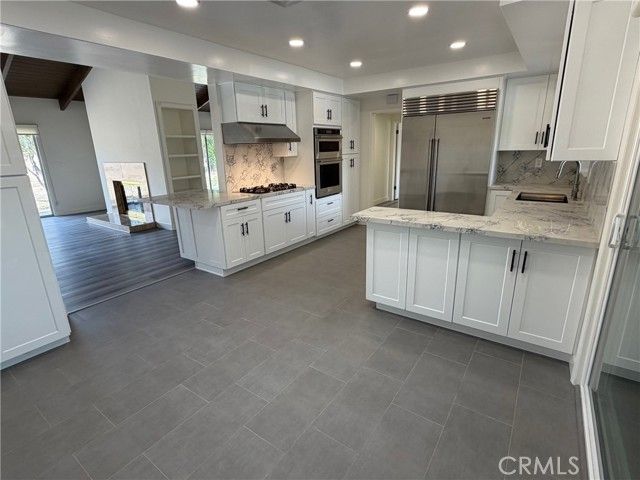 5301 Dubois, Woodland Hills (los Angeles), CA 91367