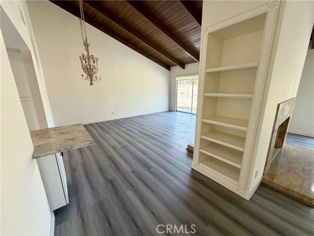 5301 Dubois, Woodland Hills (los Angeles), CA 91367