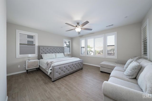 14115 Pemberley Passage Avenue, Bakersfield, CA 93311