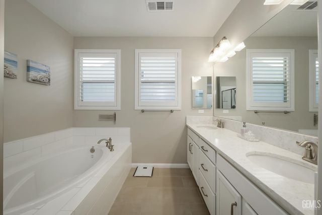 14115 Pemberley Passage Avenue, Bakersfield, CA 93311