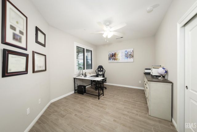 14115 Pemberley Passage Avenue, Bakersfield, CA 93311