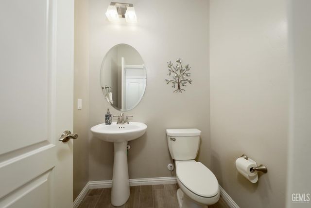 14115 Pemberley Passage Avenue, Bakersfield, CA 93311