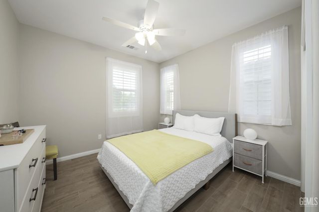 14115 Pemberley Passage Avenue, Bakersfield, CA 93311